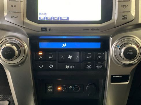 Used 2017 Toyota 4Runner Limited AWD/4WD image 22