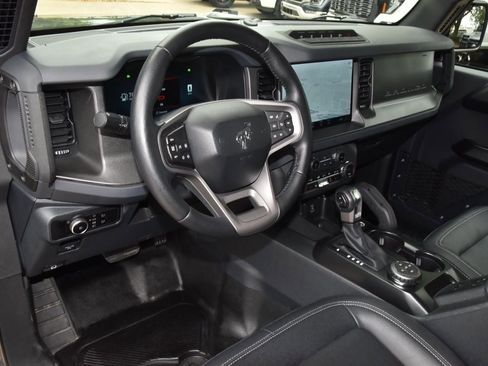 Used 2025 Ford Bronco Badlands AWD/4WD image 37