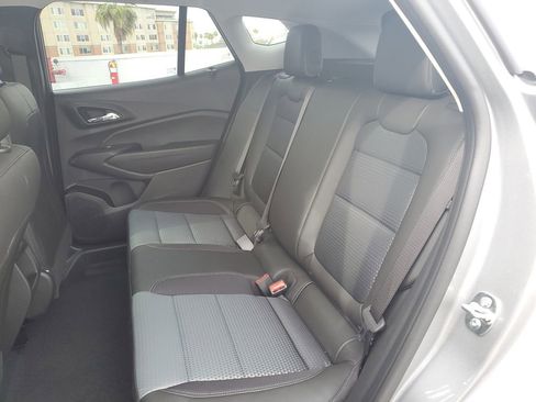 New 2026 Chevrolet Trax LT image 13