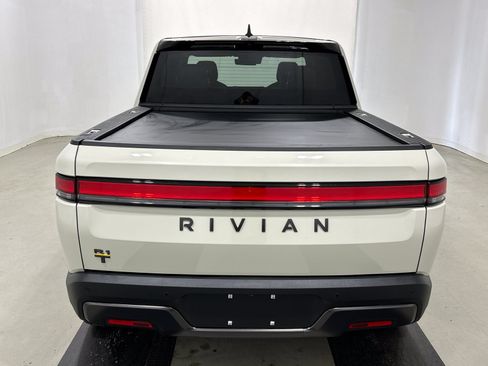 Used 2025 Rivian R1T Adventure AWD/4WD image 4