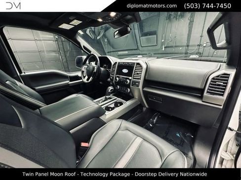 Used 2018 Ford F150 Platinum w/ Technology Package AWD/4WD image 19