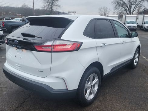 Used 2024 Ford Edge SE AWD/4WD image 6