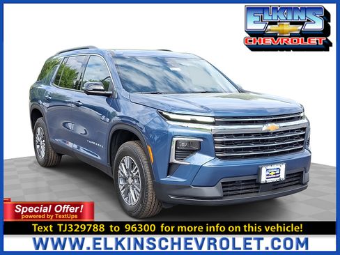 New 2026 Chevrolet Traverse LT w/ Driver Confidence Package FWD image 1