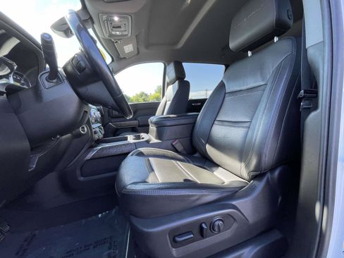 Used 2020 GMC Sierra 2500 Denali w/ Technology Package AWD/4WD image 17