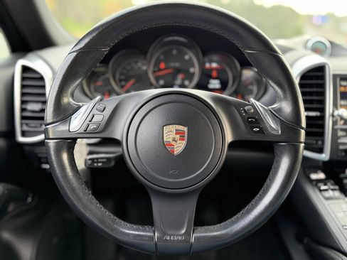 Used 2014 Porsche Cayenne Diesel image 20