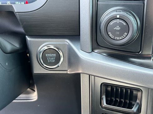 New 2026 Ford F150 XLT AWD/4WD image 8