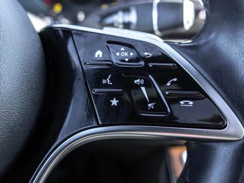 Used 2021 Mercedes-Benz E 350 4MATIC Sedan image 12