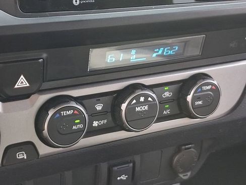 Used 2021 Toyota Tacoma SR AWD/4WD image 14