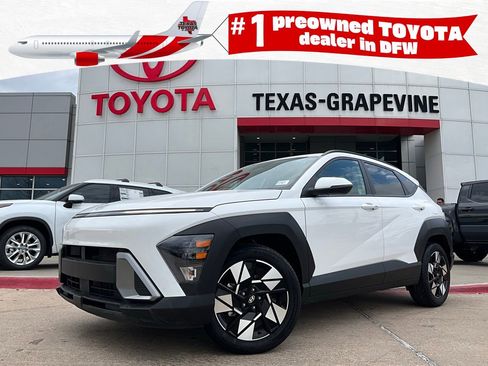 Used 2025 Hyundai Kona SEL image 1