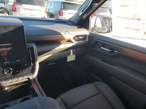 New 2026 GMC Yukon XL Denali w/ Sun & Power Step Package image 15