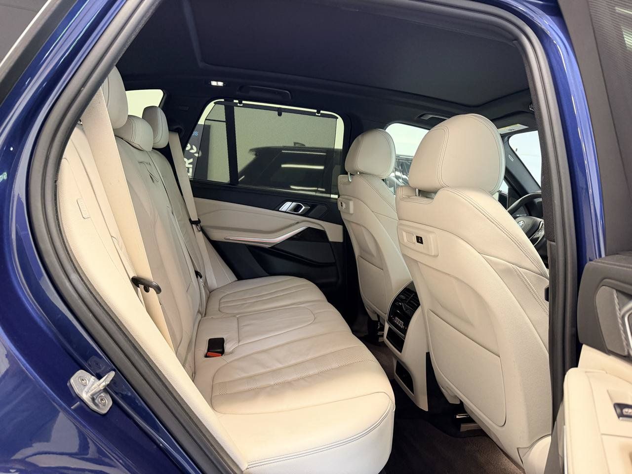Used 2019 BMW X5 xDrive40i w/ Executive Package AWD/4WD image 30