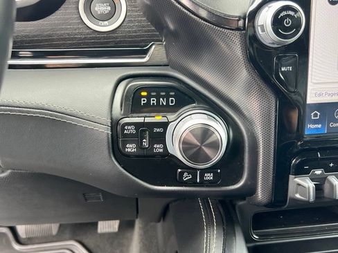 Used 2022 RAM 1500 Limited w/ Off-Road Group AWD/4WD image 25