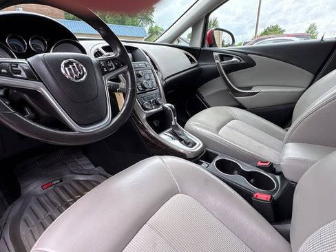Used 2014 Buick Verano FWD image 17