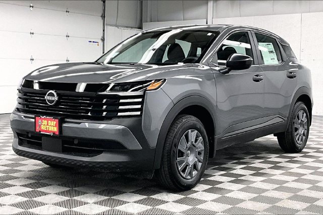 New 2027 Nissan Kicks S FWD image 2