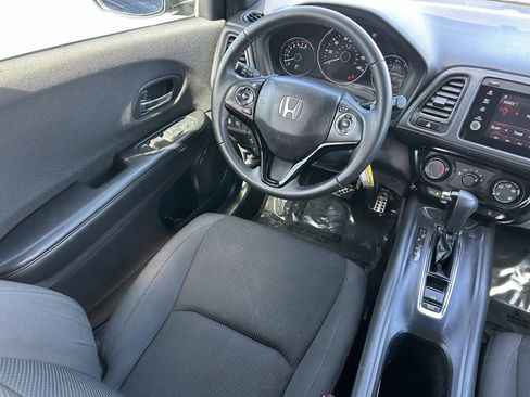 Used 2022 Honda HR-V Sport image 16