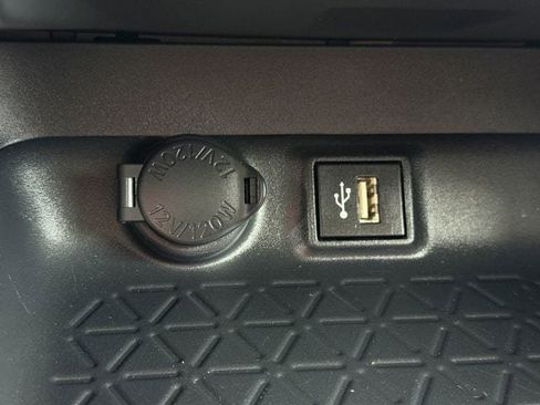Certified 2025 Toyota RAV4 XLE AWD/4WD image 21