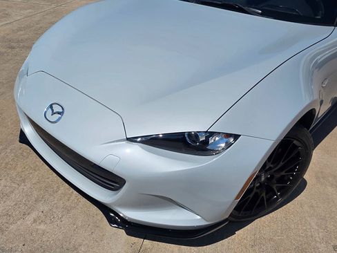 Used 2018 MAZDA MX-5 Miata Club w/ Brembo/BBS Recaro Package RWD image 31
