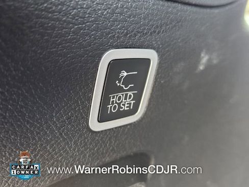 Used 2024 Jeep Wagoneer Series II w/ Flexible Seating Group image 14