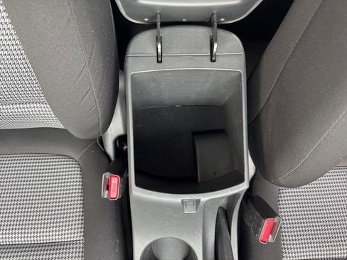 Used 2023 Hyundai Kona SE image 10