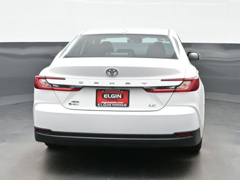 Used 2025 Toyota Camry LE w/ Convenience Package AWD/4WD image 5