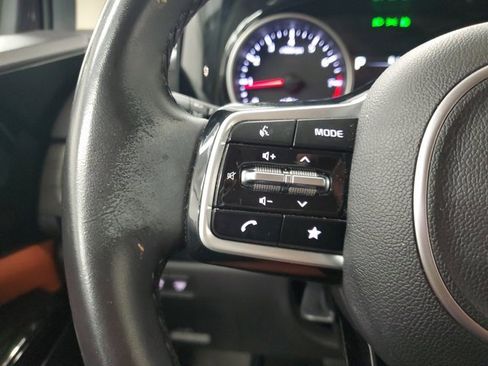 Certified 2022 Kia Carnival SX w/ Paint Protection Package image 20