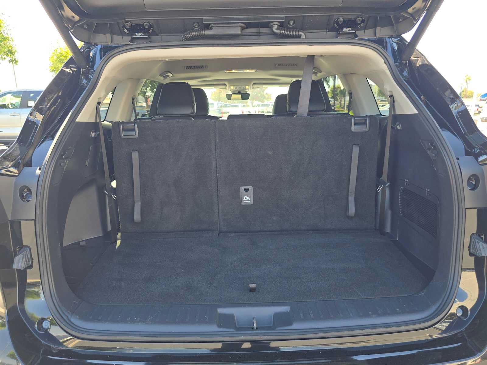 Certified 2026 Toyota Highlander XLE AWD/4WD image 15