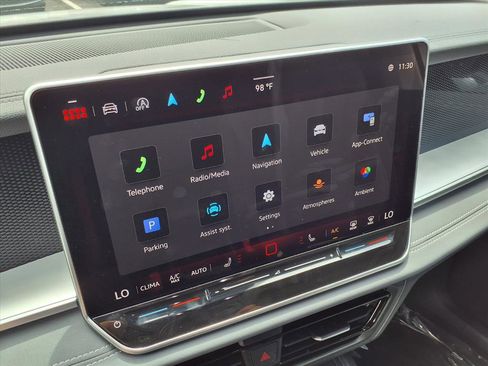 New 2026 Volkswagen Tiguan SE image 15