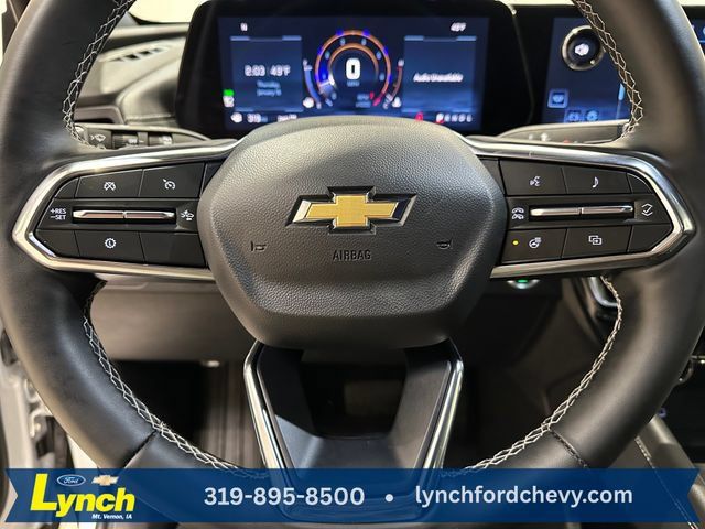 Used 2025 Chevrolet Traverse LT AWD/4WD image 9