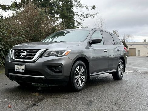 Used 2020 Nissan Pathfinder S AWD/4WD image 8