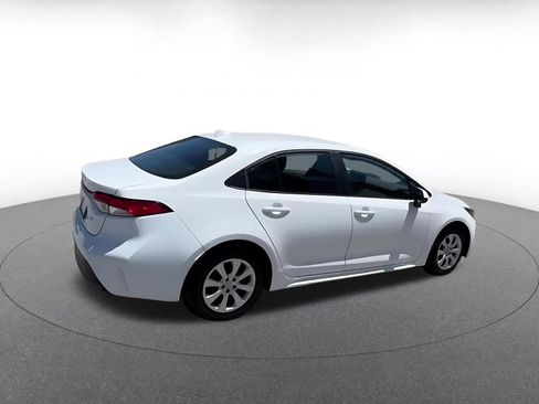 Used 2025 Toyota Corolla LE FWD image 15