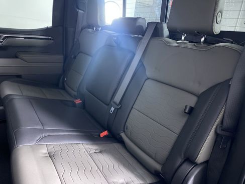 Certified 2025 Chevrolet Silverado 1500 ZR2 w/ Technology Package image 15