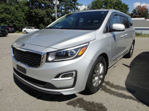 Used 2021 Kia Sedona LX FWD image 1