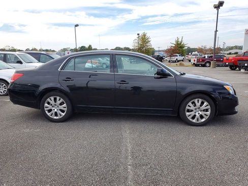 Used 2008 Toyota Avalon XL image 8