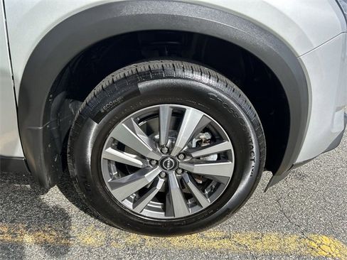 Certified 2022 Nissan Pathfinder SL image 13