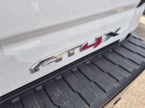 Used 2024 GMC Sierra 2500 AT4X AWD/4WD image 12
