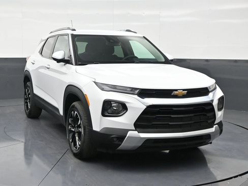 Used 2023 Chevrolet TrailBlazer LT w/ Convenience Package image 7