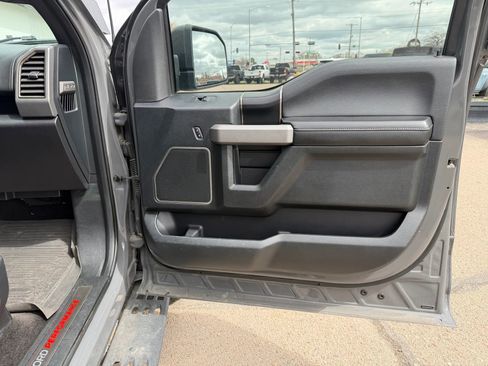 Used 2018 Ford F150 Raptor w/ Equipment Group 802A Luxury AWD/4WD image 15