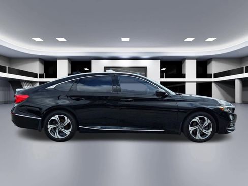 Used 2018 Honda Accord EX-L image 7