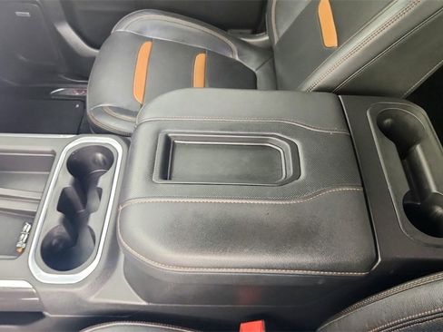 Used 2021 GMC Sierra 1500 AT4 w/ AT4 Value Package image 21