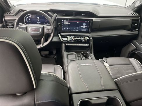 Certified 2026 GMC Sierra 2500 AT4X AWD/4WD image 4
