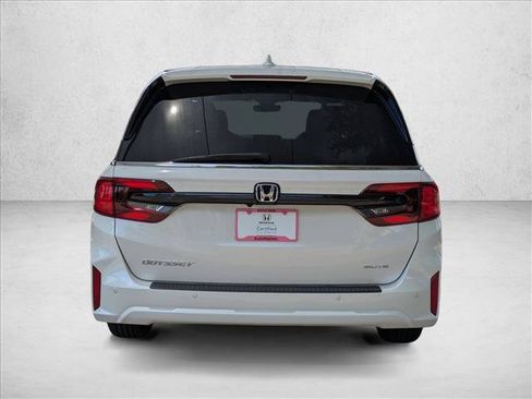 Used 2026 Honda Odyssey Elite image 8