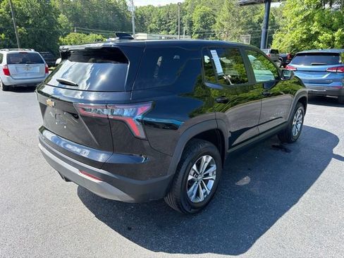 Used 2025 Chevrolet Equinox LT AWD/4WD image 4