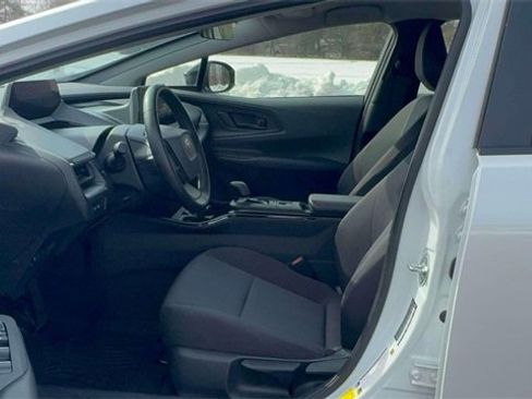 Used 2024 Toyota Prius LE image 13