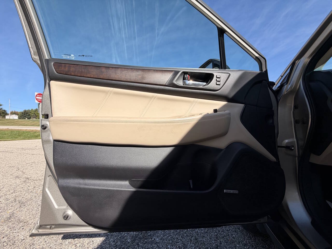Used 2019 Subaru Outback 2.5i Limited AWD/4WD image 11