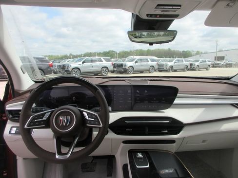 New 2026 Buick Enclave Avenir w/ Super Cruise Package FWD image 17
