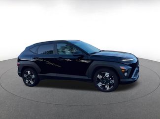 Used 2025 Hyundai Kona SEL video 2