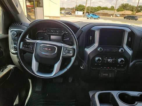 Used 2021 GMC Sierra 1500 Elevation w/ X31 Off-Road Package AWD/4WD image 8
