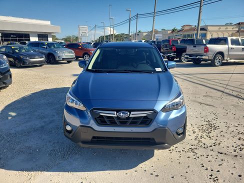 Used 2023 Subaru Crosstrek 2.0i Premium image 8