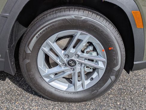 New 2026 Hyundai Tucson SE image 14