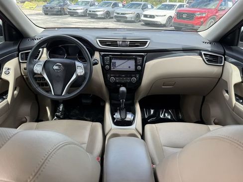 Used 2016 Nissan Rogue SL w/ SL Premium Package FWD image 20